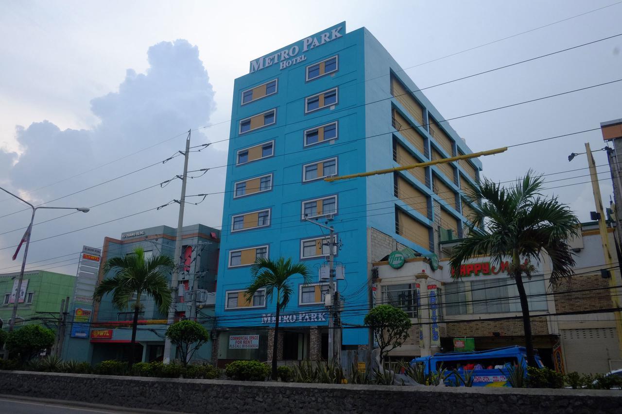 Metro Park Hotel Mandaue Cebu ภายนอก รูปภาพ